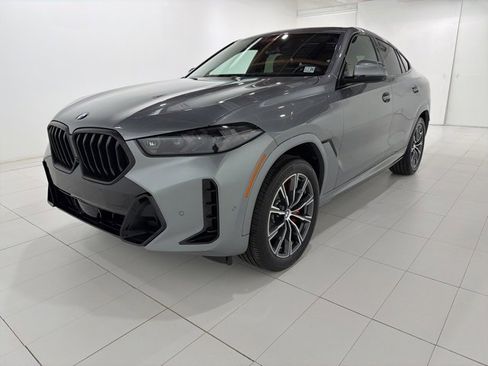 Used 2024 BMW X6 xDrive40i w/ Premium Package image 1