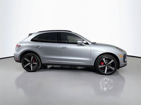 Used 2025 Porsche Macan S AWD/4WD image 8