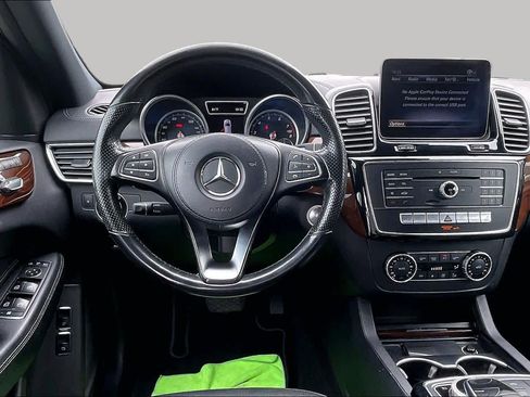 Used 2019 Mercedes-Benz GLS 450 4MATIC image 6