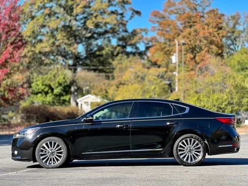 Used 2019 Kia Cadenza Premium FWD image 9