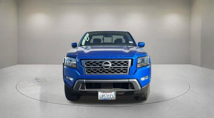 Used 2024 Nissan Frontier SV w/ SV Convenience Package RWD image 2