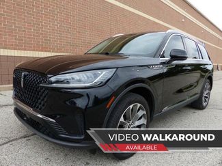Used 2025 Lincoln Aviator AWD video 1