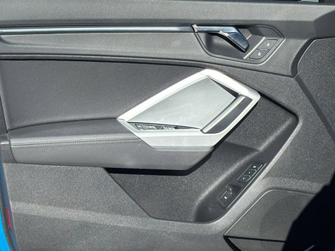 Used 2022 Audi Q3 2.0T Premium Plus image 12