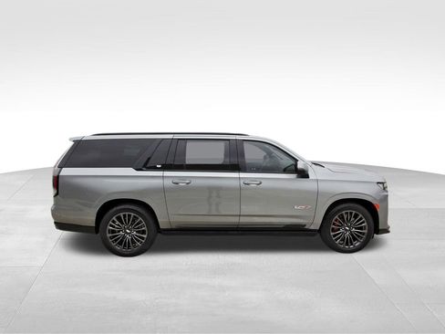 Certified 2024 Cadillac Escalade ESV V w/ LPO, Floor Liner Package AWD/4WD image 5