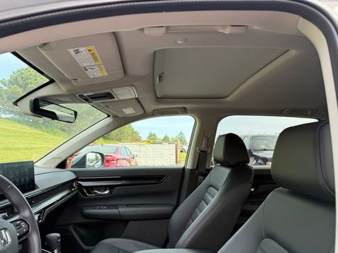 Certified 2024 Honda CR-V EX-L image 5