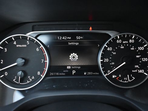 Used 2023 Nissan Rogue SL image 33