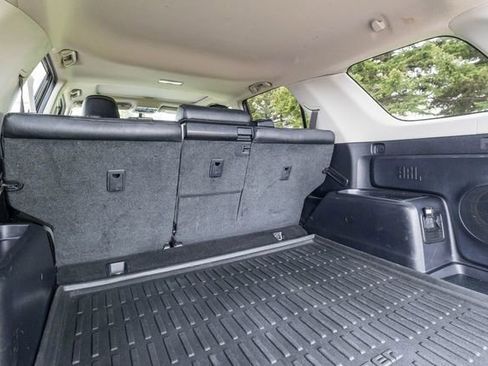 Used 2019 Toyota 4Runner Limited AWD/4WD image 9