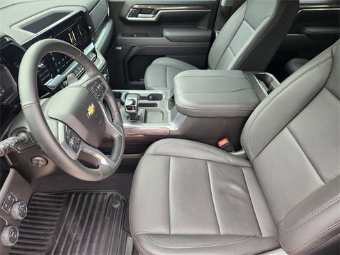 Used 2026 Chevrolet Silverado 1500 LTZ w/ LTZ Premium Texas Edition RWD image 5