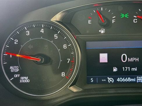 Used 2023 GMC Acadia AT4 AWD/4WD image 16