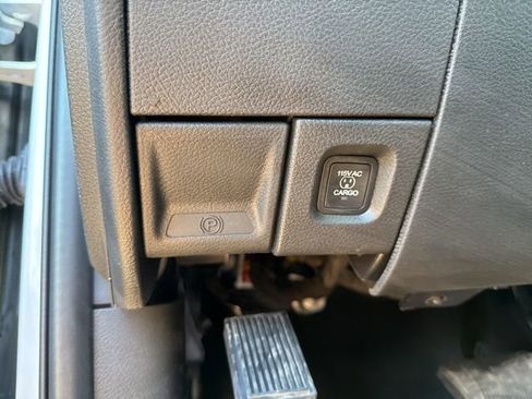 New 2026 RAM 3500 Laramie w/ Towing Technology Group image 32