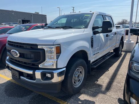 Used 2022 Ford F350 XL w/ Power Equipment Group image 1