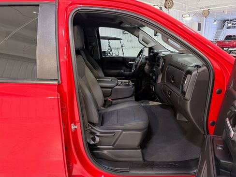 Used 2022 Chevrolet Silverado 1500 Custom image 27