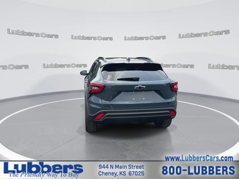New 2026 Chevrolet Trax LT w/ Driver Confidence Package FWD image 7