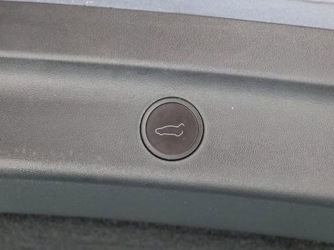 Used 2023 Tesla Model Y Long Range image 31