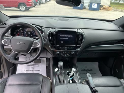Used 2023 Chevrolet Traverse Premier w/ Redline Edition AWD/4WD image 37