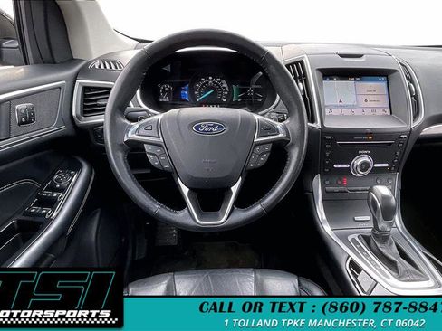 Used 2017 Ford Edge Titanium w/ Equipment Group 301A image 5