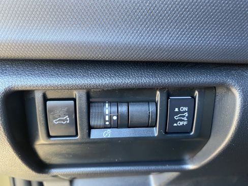 Used 2025 Subaru Forester Touring image 14