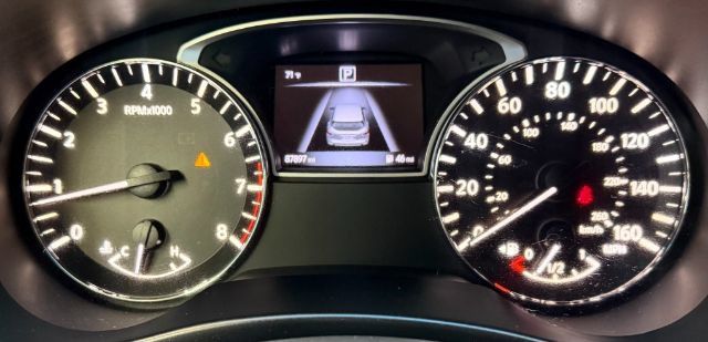 Used 2016 Nissan Pathfinder SV FWD image 23
