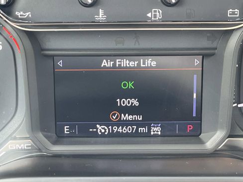 Used 2019 GMC Sierra 1500 SLT w/ SLT Premium Package image 38