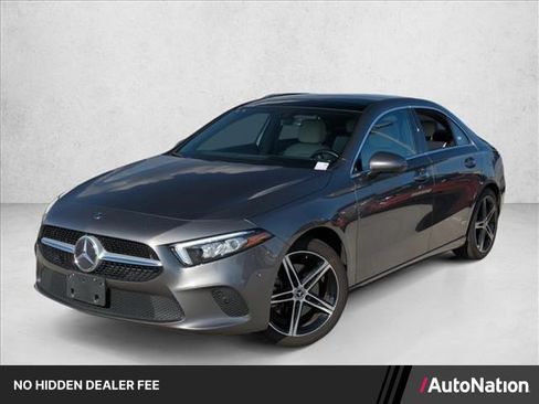 Used 2019 Mercedes-Benz A 220 4MATIC image 1
