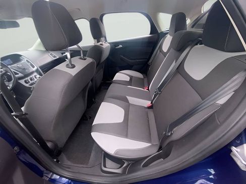 Used 2012 Ford Focus SE FWD image 24