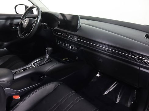 Used 2023 Honda HR-V EX-L image 24