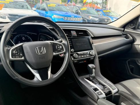 Used 2021 Honda Civic EX image 17