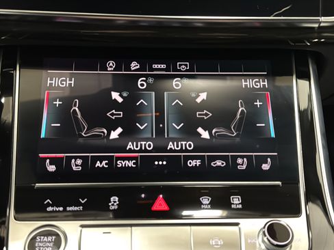 Used 2025 Audi Q7 3.0T Premium Plus w/ Premium Plus Package AWD/4WD image 24