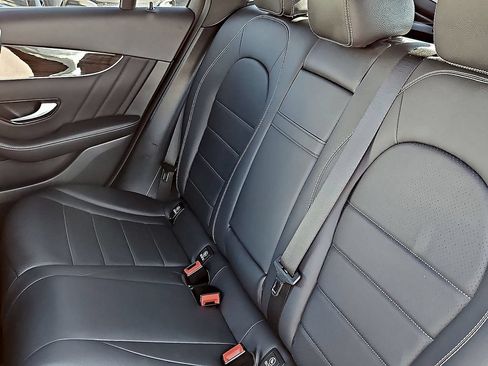 Used 2019 Mercedes-Benz GLC 300 4MATIC Coupe image 13
