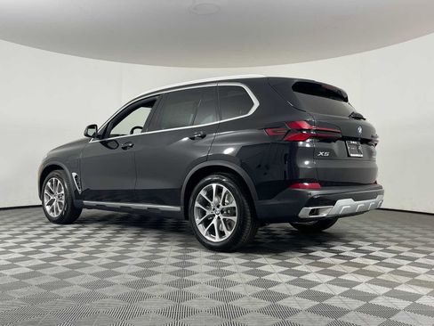 New 2026 BMW X5 xDrive50e image 6