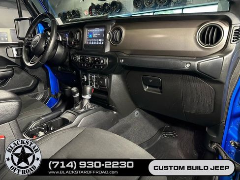 Used 2020 Jeep Gladiator Sport w/ Quick Order Package 24S AWD/4WD image 20