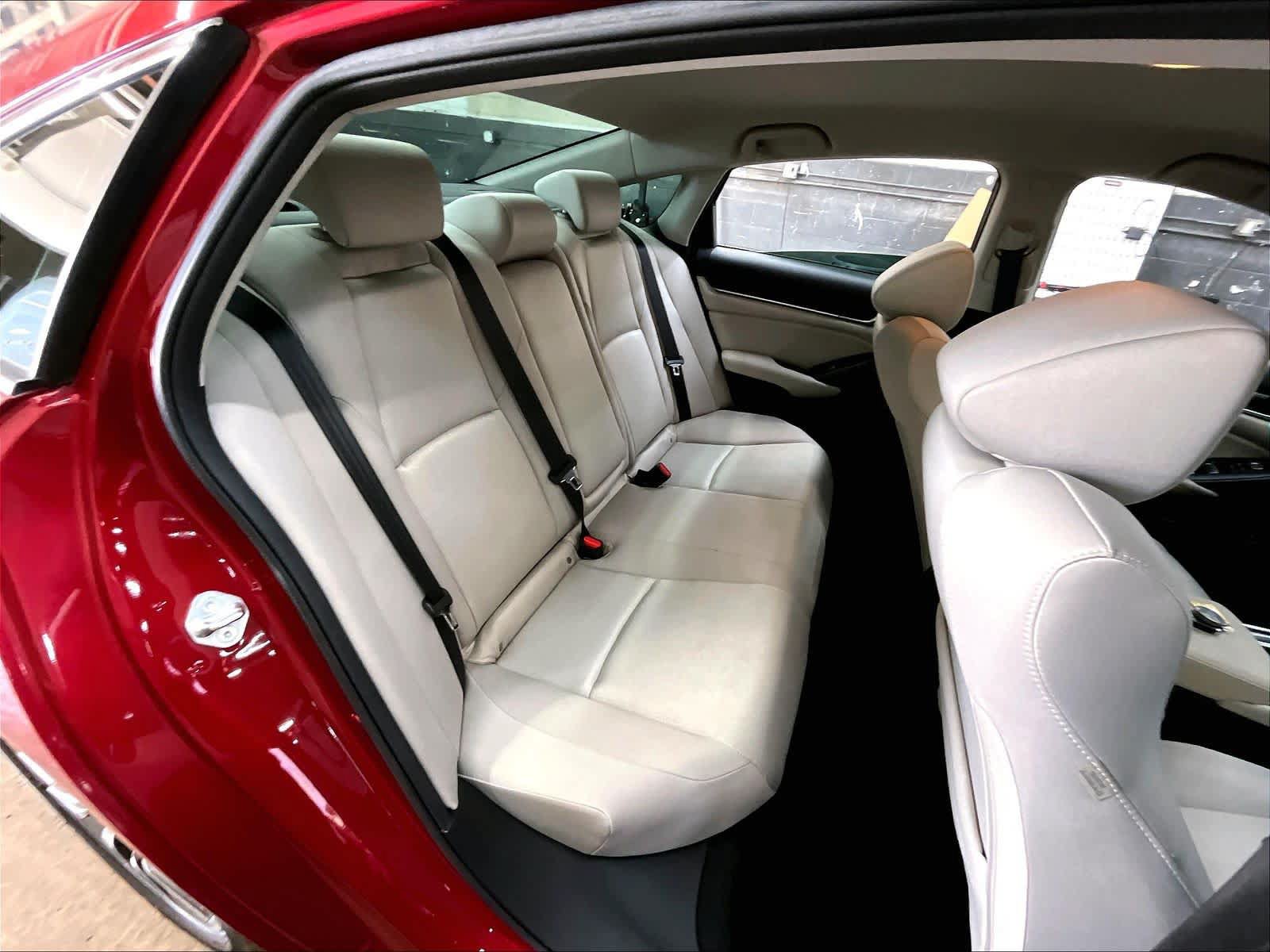 Used 2021 Honda Accord Hybrid image 30