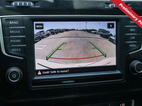 Used 2017 Volkswagen Golf SportWagen FWD image 19