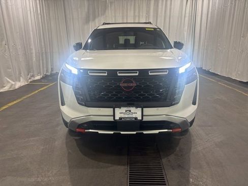 New 2026 Nissan Pathfinder Rock Creek w/ Rock Creek Premium Package AWD/4WD image 8