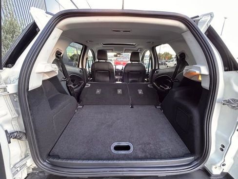 Used 2020 Ford EcoSport Titanium image 40