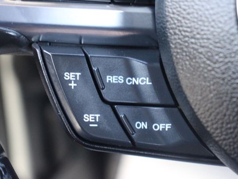 Used 2022 Ford Mustang Premium RWD image 23