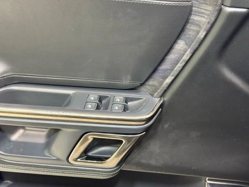 Used 2022 Rivian R1T Launch Edition image 13