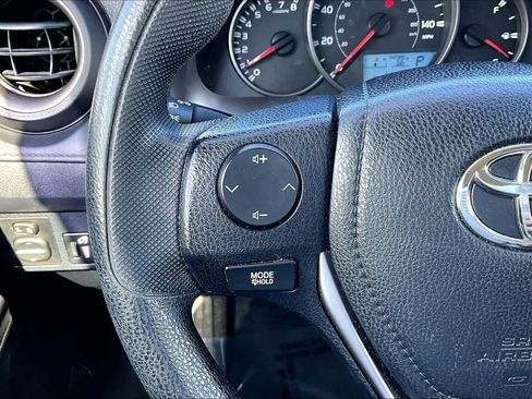 Certified 2016 Toyota RAV4 LE image 23