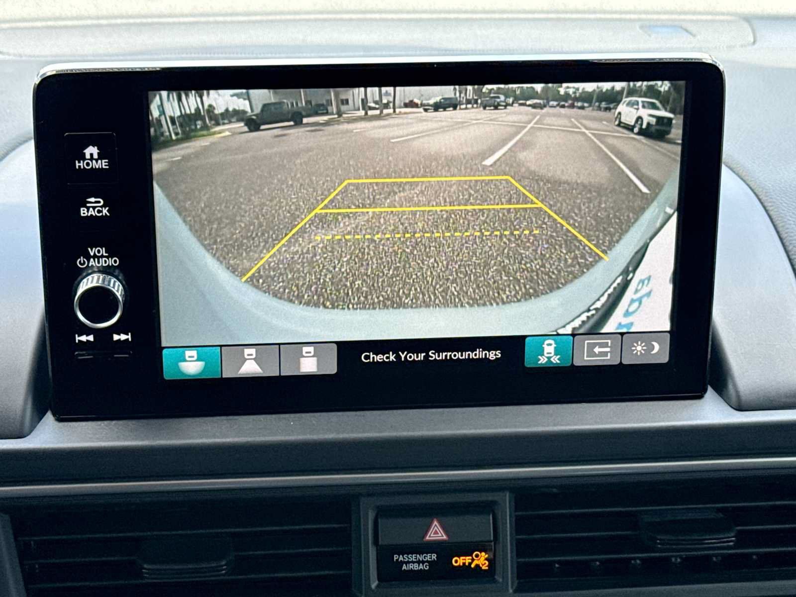 Certified 2024 Honda Pilot Touring image 24