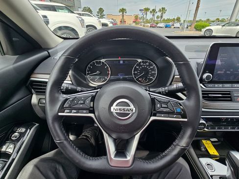 Used 2022 Nissan Altima 2.5 SL image 18