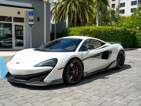 Used 2019 McLaren 600LT RWD image 2
