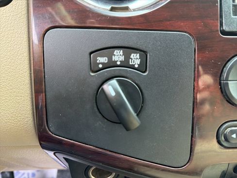Used 2008 Ford F350 Lariat AWD/4WD image 25