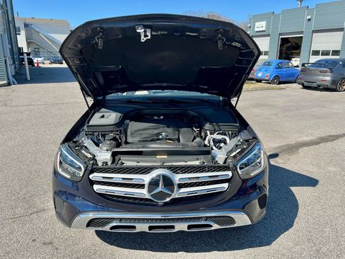 Used 2022 Mercedes-Benz GLC 300 4MATIC w/ Multimedia Package Lite image 9