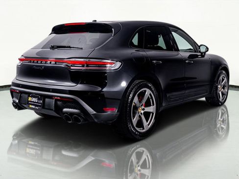 Used 2022 Porsche Macan S w/ Premium Package Plus image 11