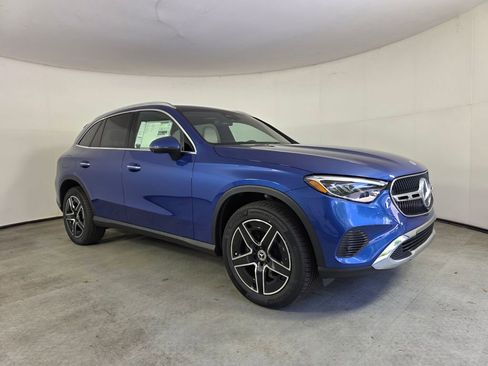 New 2026 Mercedes-Benz GLC 300 image 1