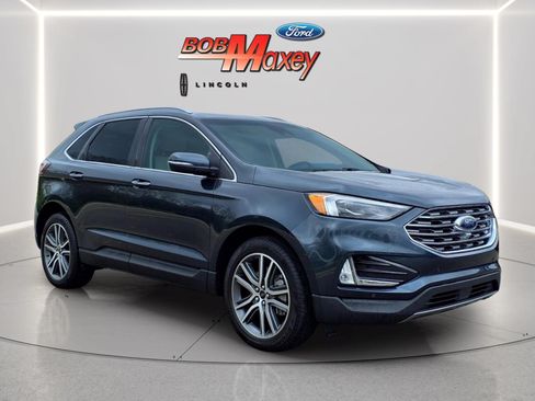 Used 2024 Ford Edge Titanium w/ Equipment Group 301A AWD/4WD image 3