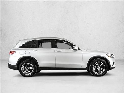 Certified 2020 Mercedes-Benz GLC 300 4MATIC image 4