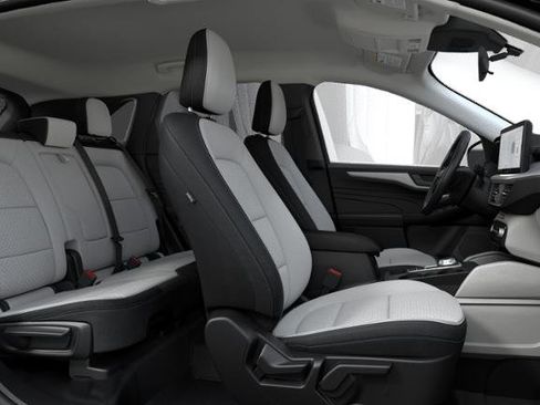 New 2025 Ford Escape Active w/ Tech Pack #1 AWD/4WD image 6