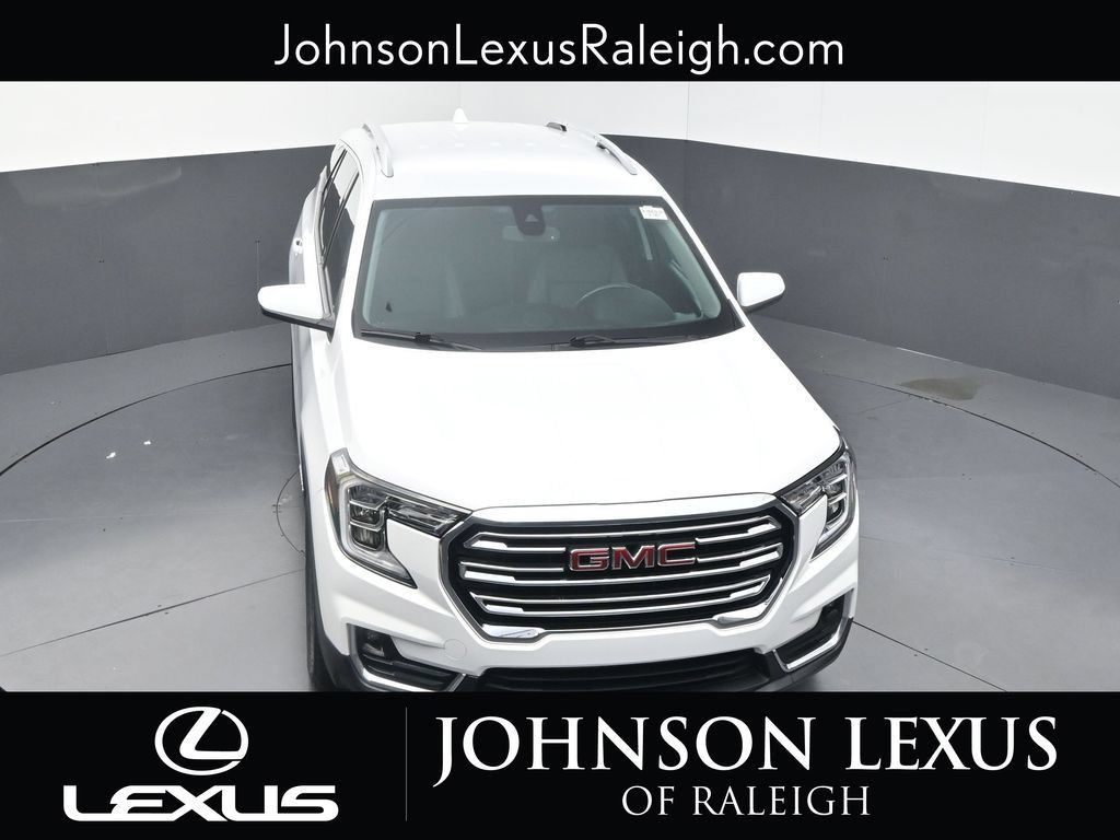 Used 2022 GMC Terrain SLT w/ Infotainment Package II FWD image 24