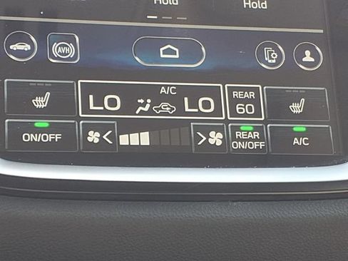 Certified 2024 Subaru Ascent Onyx Edition AWD/4WD image 12